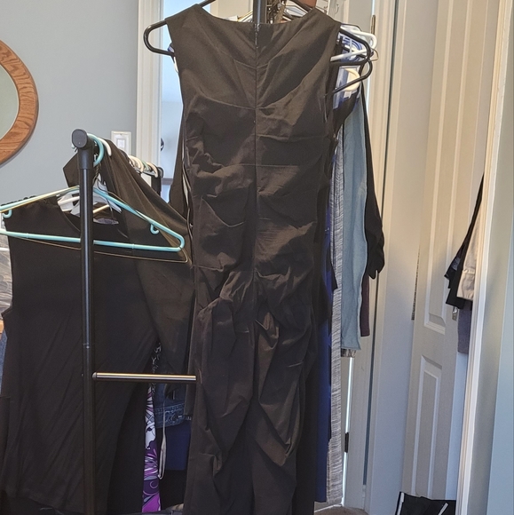 Le Chateau Formal Dress - Picture 3 of 4